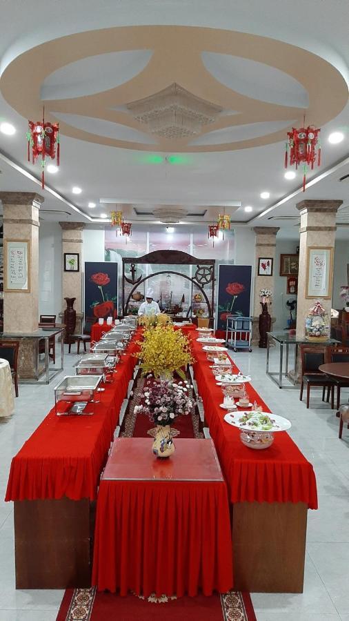 Phuc Ngoc Hotel Rach Gia Exterior photo